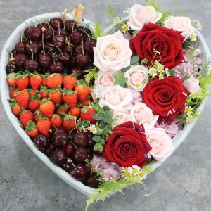 Giỏ trái cây hình trái tim G117